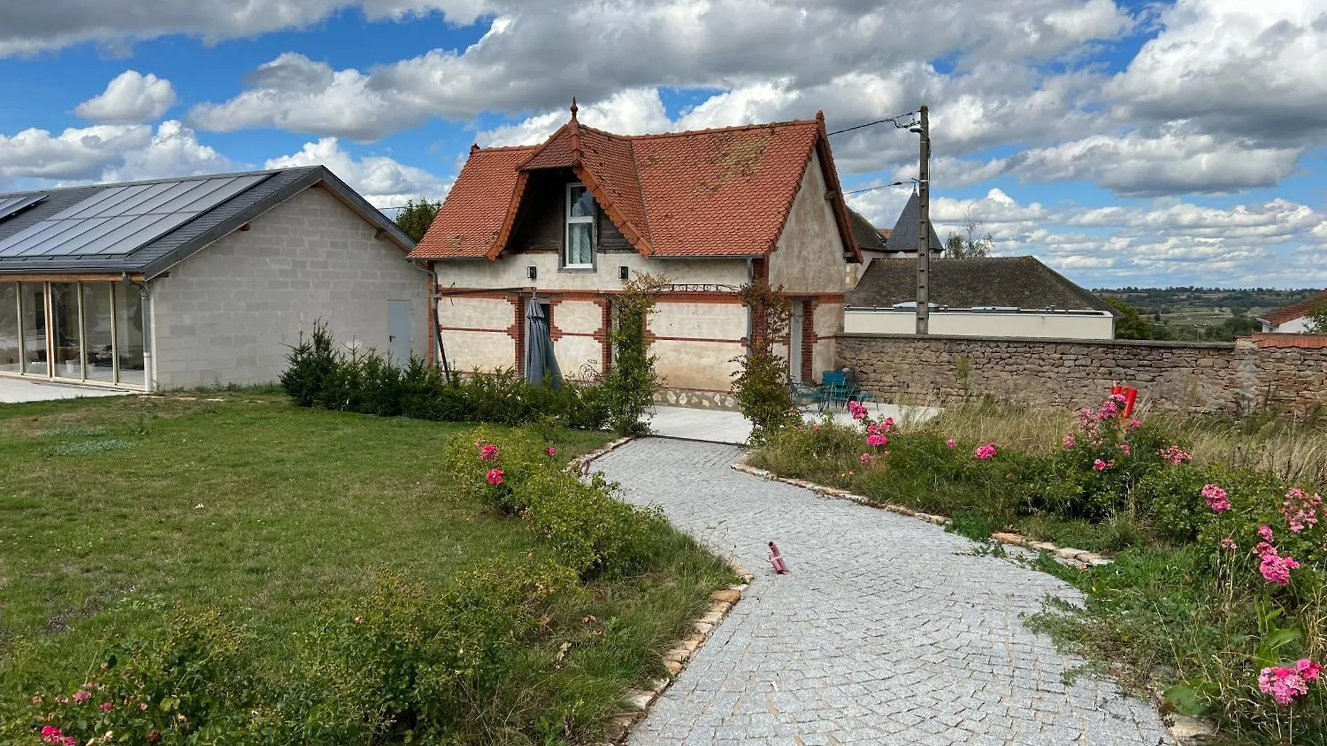 Chateau Camus Montmarault 0*,  France