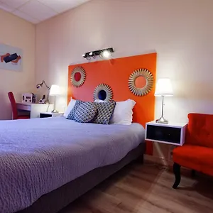 2* Hotel Logis Le Bocage